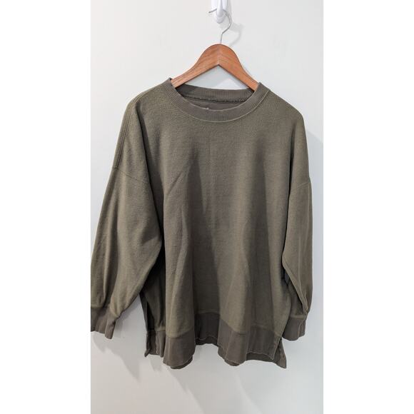 Aerie Tops - Aerie Cozy Fleece Super Soft Crewneck Sweatshirt